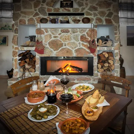 Limeri Traditional Мини-отель 3*