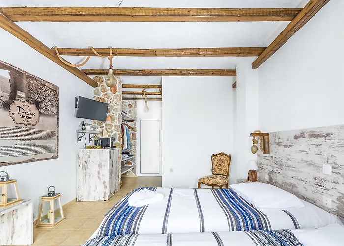 Limeri Traditional イン