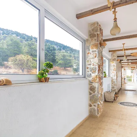 Limeri Traditional 3* Monolithos (Rhodes)
